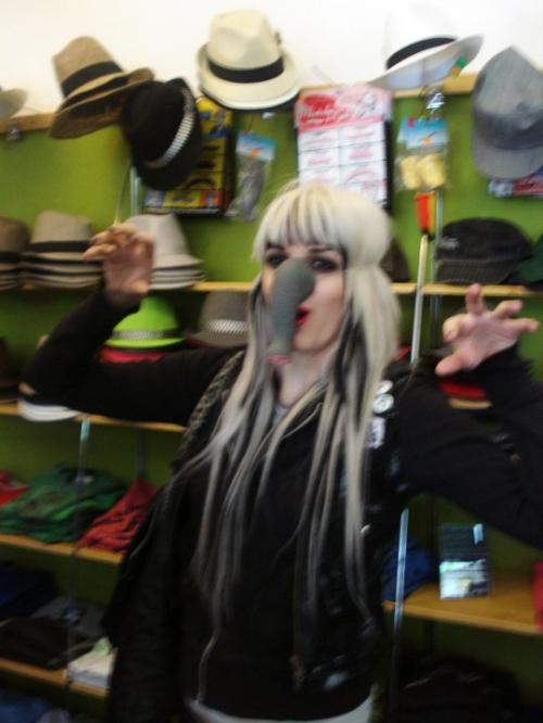 <img500*666:stuff/%2aelephant_noise%2a.jpg>