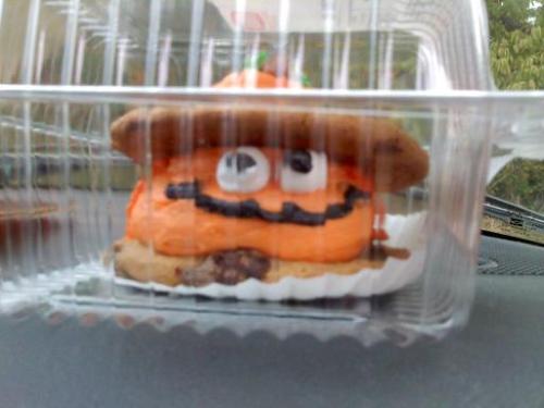 <img500*375:stuff/A_cookie_that_we_sell_that_I_just_had_to_buy%21.jpg>