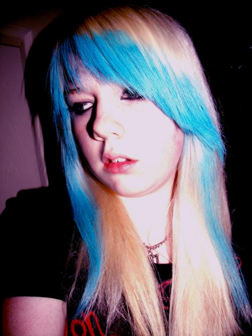 <img500*666:stuff/Baby_Blue_Hair_%3a%27%28_I_Miss_It_So.jpg>