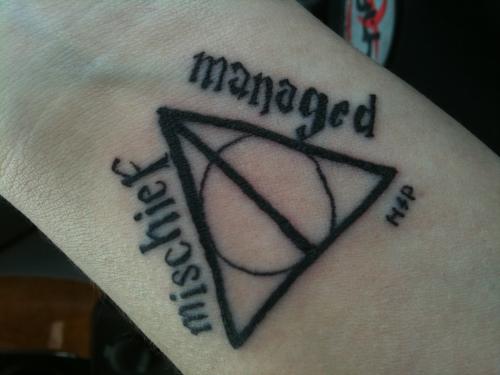 <img500*375:stuff/Deathly_Hallows%21%21.jpg>