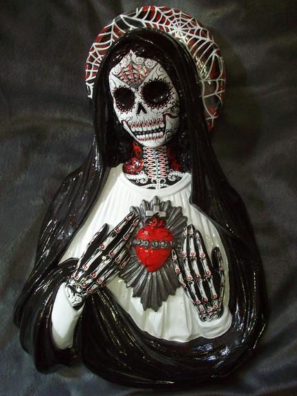 <img0*573:stuff/Maman.jpg>