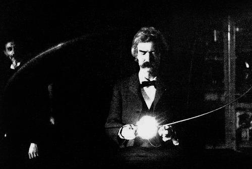 <img0*335:stuff/Mark_Twain_in_Tesla%27s_laboratory..jpg>