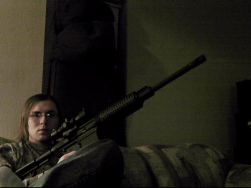 <img500*375:stuff/Me_an_my_AR-15_Orical.jpg>