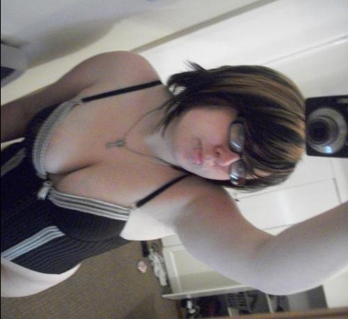 <img500*458:stuff/New_entry_for_Best_Tits_Award.jpg>