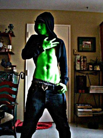 <img0*480:stuff/Sexy_Hulk.jpg>