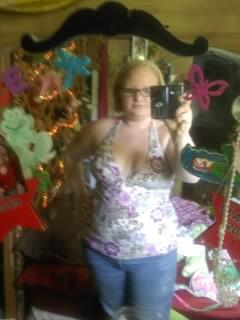 <img0*320:stuff/Swim_suit_top.jpg>