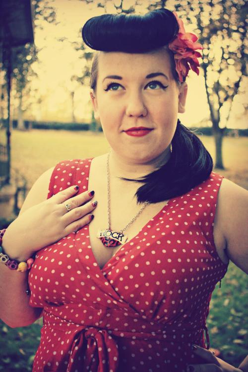 <img500*749:stuff/This_is_the_reason_why_I%27m_now_the_Pinup_princess.jpg>