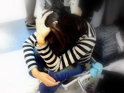 <img:stuff/aj/10647/emotional.jpg>