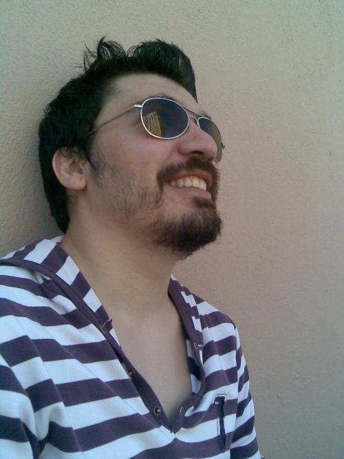 <img500*0:stuff/aj/8603/me.jpg>