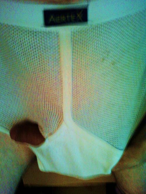 <img500*0:stuff/aj/9403/Yfronts_hunk.18.jpg>