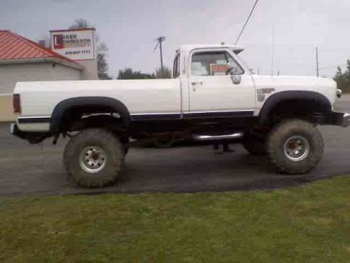 <img500*375:stuff/crazy_girls_truck_sorry_he_told_me_to_say_that.jpg>