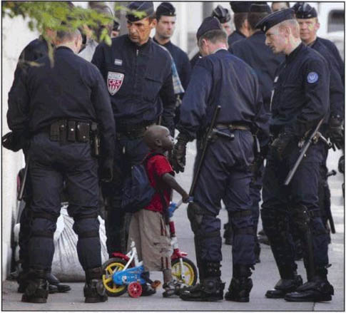 <img:stuff/hostile_racists.jpg>