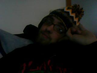 <img0*240:stuff/me_n_my_new_hat_xD.jpg>