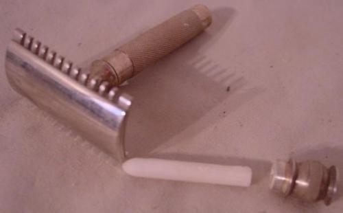 <img500*310:stuff/styptic.jpg>