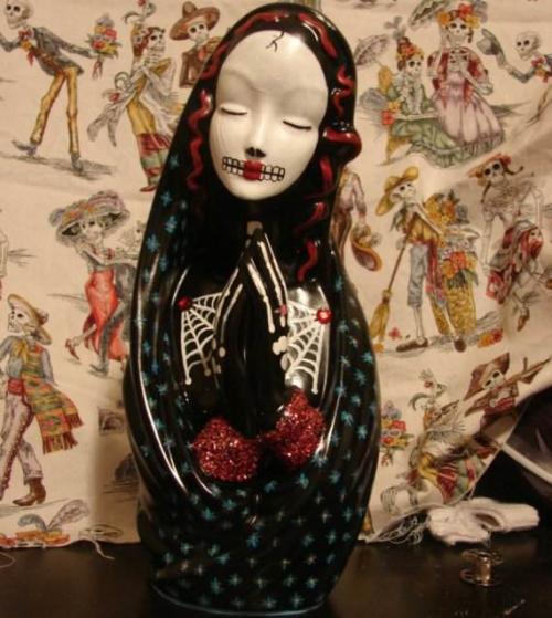 <img500*559:stuff/tiny_bust.jpg>