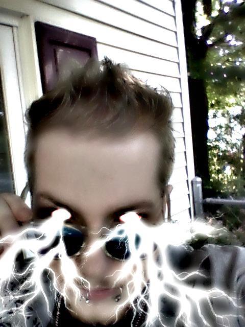<img0*640:stuff/x900q.jpg>