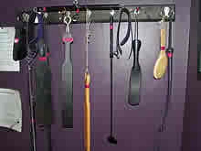 <img0*500:stuff/z/10835/DR%2520PHIL%2527S%2520DUNGEOUN%2520OF%2520FUN/i1303358551_1.jpg>