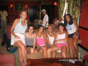 <img300*0:stuff/z/148/Amaland_collection-of-naked-girls-cumshot-blowjobs/083Mxaf.jpg>